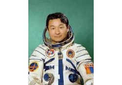 Хүндэт профессор цол хүртээнэ