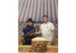Монгол Улсын Соёлын Элч Э.Ариунболдыг хүлээн авч уулзан, баяр хүргэв