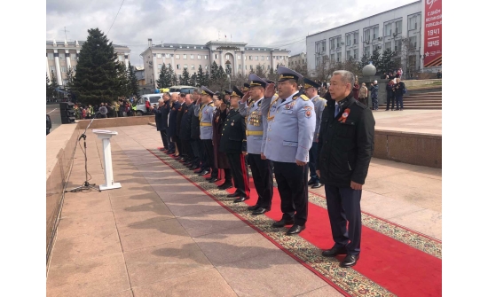 Ялалтын парадад оролцов