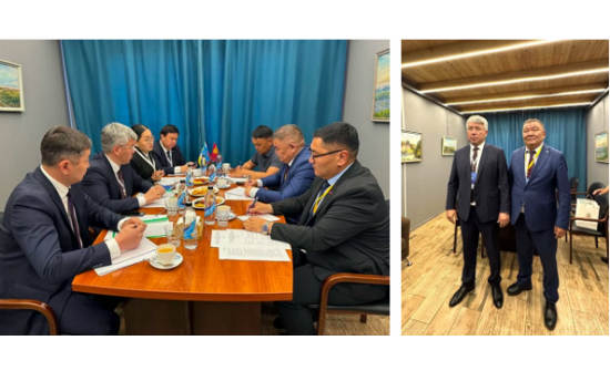 ХӨВСГӨЛ  АЙМГИЙН ЗАСАГ ДАРГА Л.ТӨМӨРБААТАР NEAR ХОЛБООНЫ ДЭЭД ТҮВШНИЙ АЖЛЫН ХЭСГИЙН XV ХУРАЛ БОЛОН УЛАМЖЛАЛТ ЭМ, ЭМЧИЛГЭЭНИЙ ХОРООНЫ III ХУРАЛД ОРОЛЦОЖ БАЙНА.