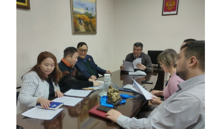 Хиагт хотод Дамдины Сүхбаатарын хөшөө босгоно